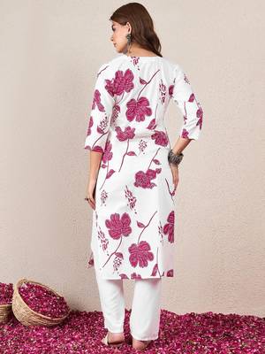 Floral Printed Round Neck Straight Kurta 5