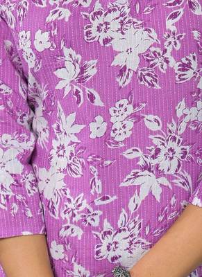 Women Floral Printed Daily Cotton Straight Kurta 3