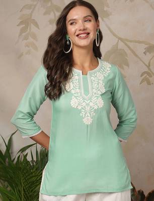 Women Solid Daily Cotton Straight Kurta 3