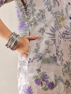Women Floral Printed Floral Kurta 6