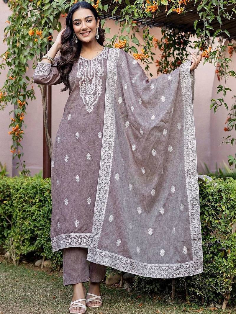 Women Regular Kurta with Pyjamas & With Dupatta