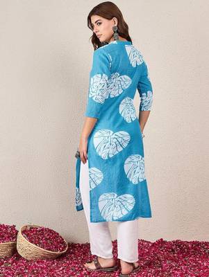 Floral Printed Mandarin Collar Straight Kurta 5