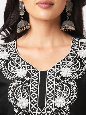 Women Ethnic Motifs Embroidered Festive Cotton Straight Kurta 3