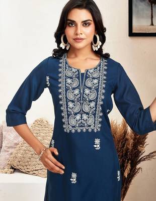 Women Ethnic Motifs Embroidered Chikankari Kurta 2