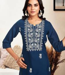 Women Ethnic Motifs Embroidered Chikankari Kurta