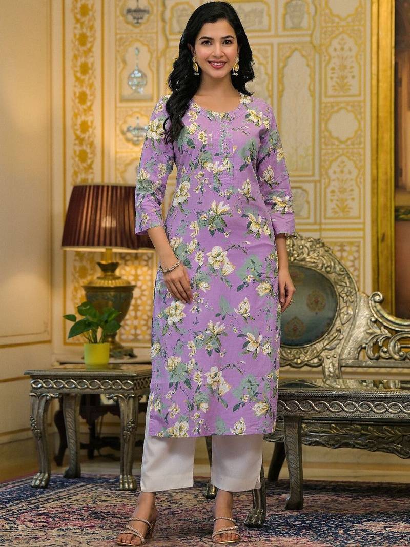 Women Floral Printed Thread Work Kurta