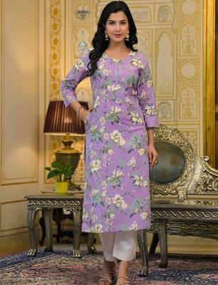 Women Floral Printed Thread Work Kurta 7