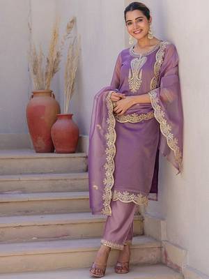 Women Ethnic Motifs Embroidered Kurta with Trousers & Dupatta 1