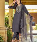 Women Floral Embroidered Kurta with Trousers & Dupatta