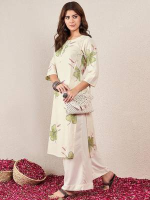 Floral Printed Round Neck Straight Kurta 4