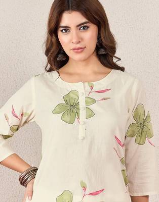 Floral Printed Round Neck Straight Kurta 6