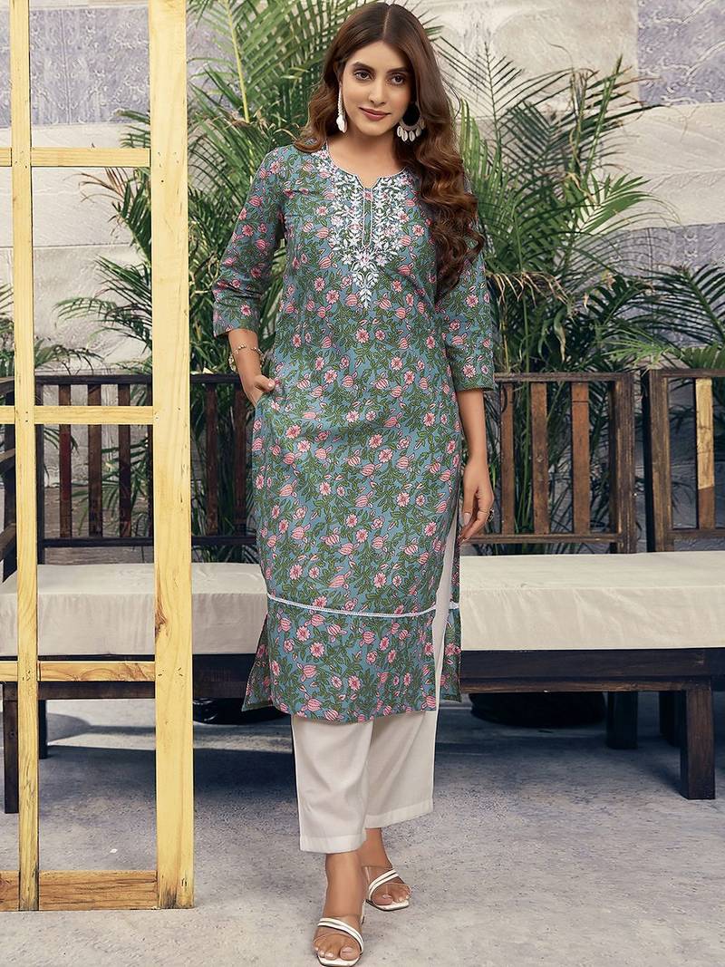 Women Floral Printed Festive Cotton Straight Kurta