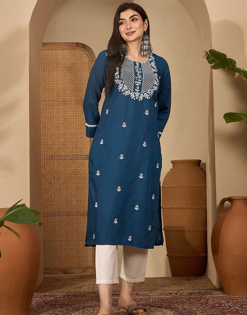 Embroidered Round Neck Straight Kurta