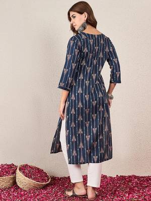 Floral Printed Cotton V-Neck Straight Kurtas 5
