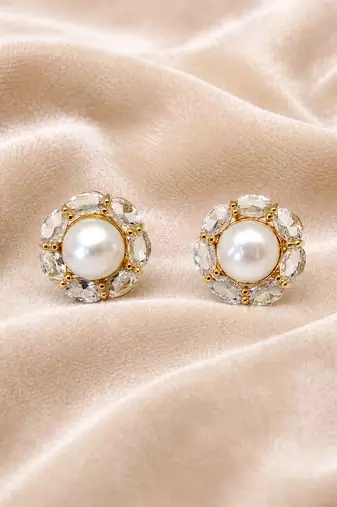 Certified natural freshwater pearls jewellery pearl centre crystal halo stud earrings, gold tone floral cluster design.