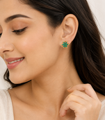 Certified natural freshwater pearls jewellery green stone floral cluster stud earrings with gold-tone frame flower.