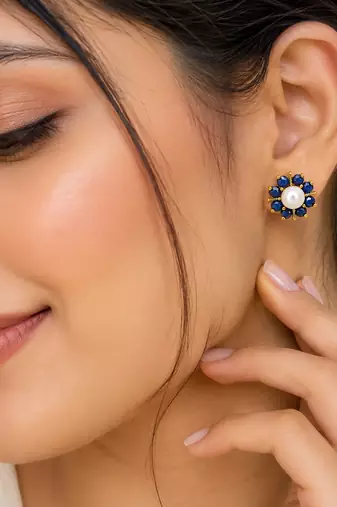 Certified natural freshwater pearls jewellery pearl and blue sapphire floral stud earrings in gold tone flower cluster