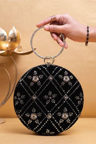 Black based rosegold sequins embroidery clutch