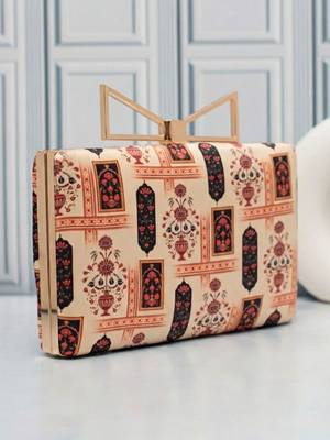 Ornate elegance printed clutch bag for women 3