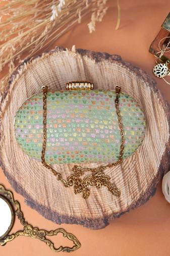 Green elegant capsule frame embroidery clutch