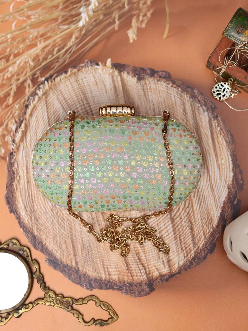 Green elegant capsule frame embroidery clutch
