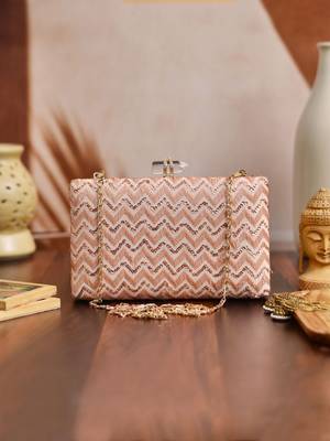 Pink elegant embroidery clutch bag for women 1