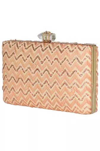 Pink elegant embroidery clutch bag for women