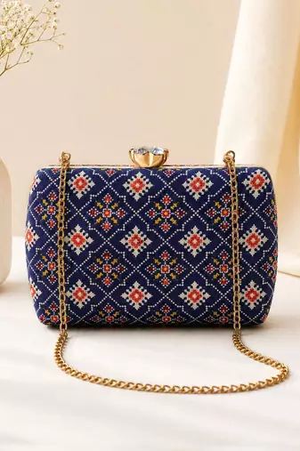 Royal blue ethnic floral pattern chain strap printed clutch