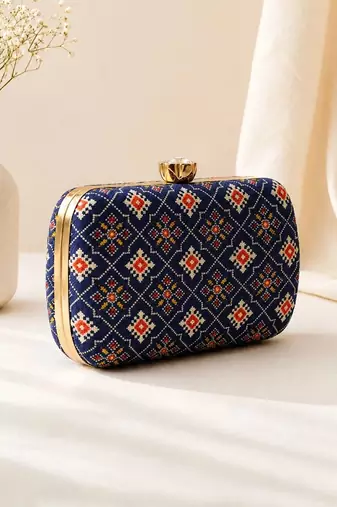 Royal blue ethnic floral pattern chain strap printed clutch