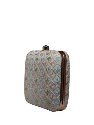  printed box clutch bag for women 3