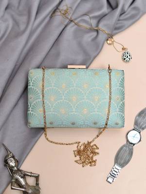  printed box clutch bag for women 1