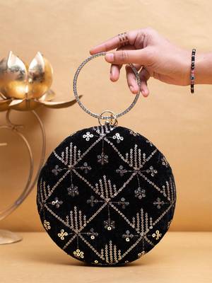  black based rosegold sequins embroidery clutch 1