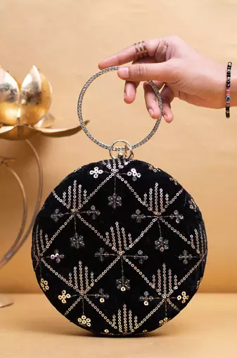  black based rosegold sequins embroidery clutch