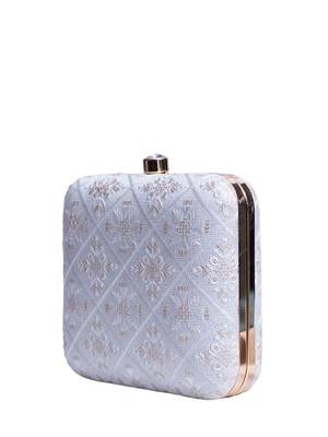  white based clutch bag for wonen with detachable strap 3