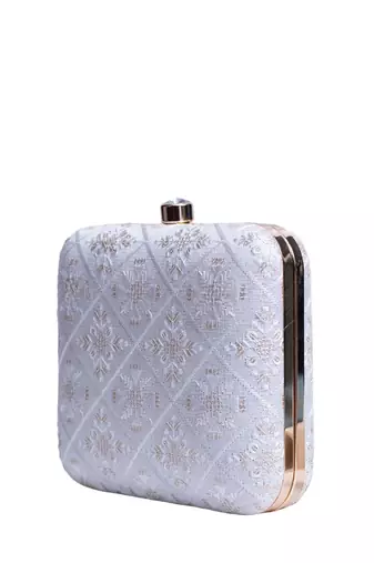  white based clutch bag for wonen with detachable strap
