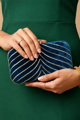  embellished party box clutch bag for women