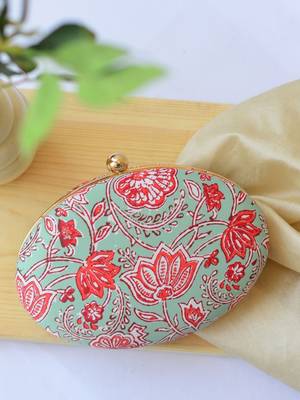  printed box clutch bag for women 1