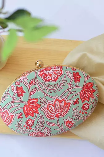  printed box clutch bag for women