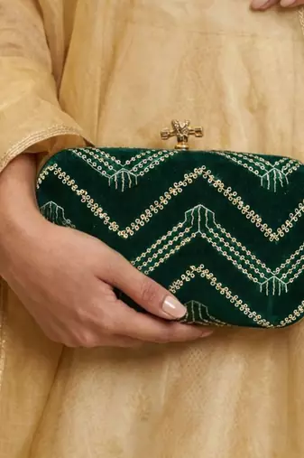   luxury emerald green velvet embroidered clutch bag for women with detachble strap