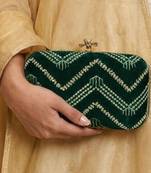   luxury emerald green velvet embroidered clutch bag for women with detachble strap