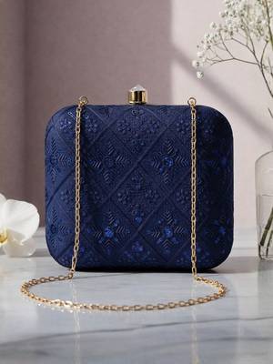   royal blue based sequins embroidery clutch bag for wonen with detachable strap 2