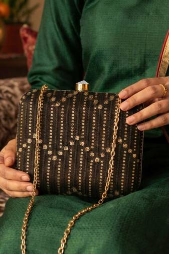  black embellished box embroidred clutch