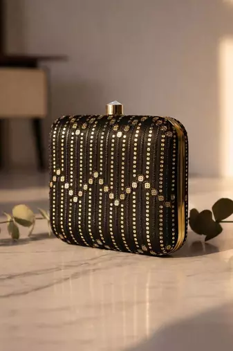  black embellished box embroidred clutch