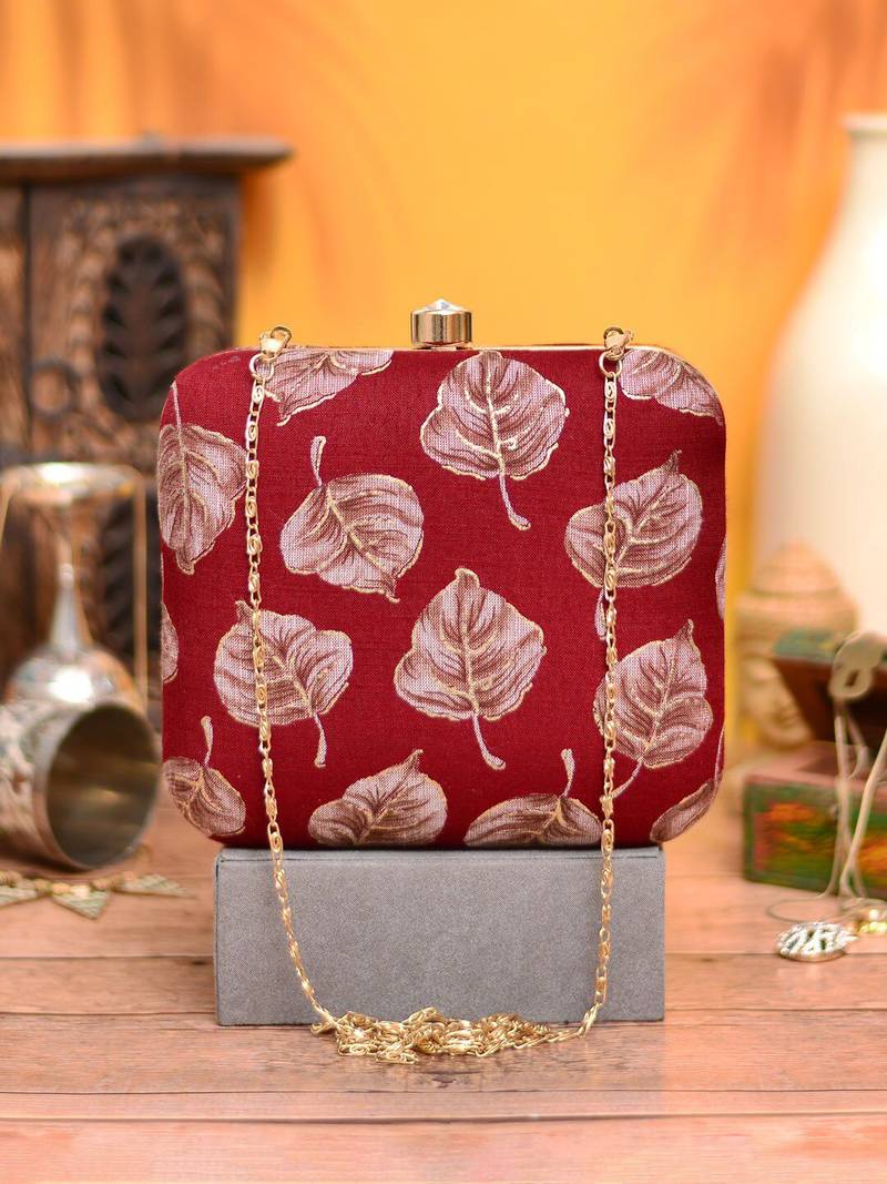  women printed fabric box clutch