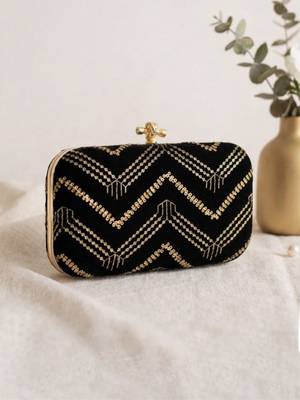  elegant black velvet embroidered clutch 3