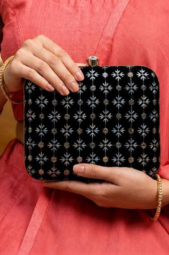  black based multicolored pattern threadwork embroidery clutch