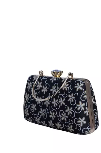  black based white floral embroidery clutch