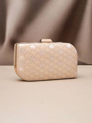  pearl ivory elegance embroidered clutch 3