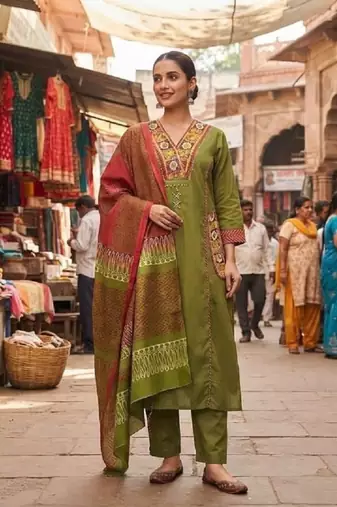 Green cotton hand embroidery kurta set with dupatta for women