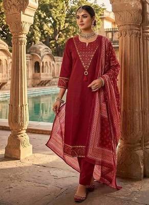 Red cotton floral print kurta set with dupatta for women 2